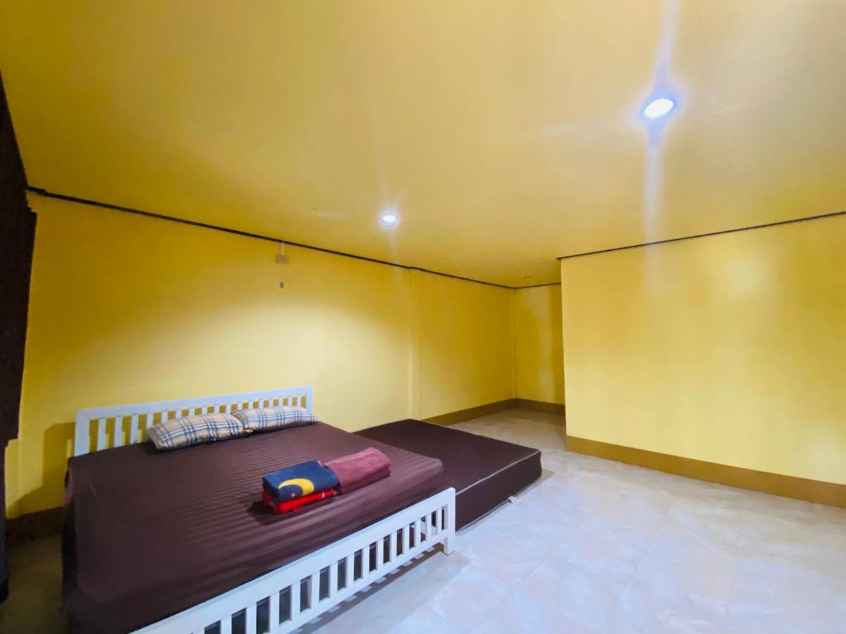 Banana Resort Koh Phayam Exterior photo